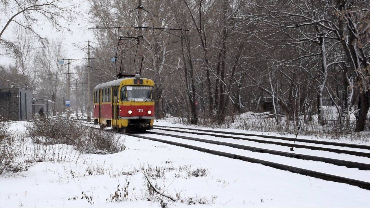 Трамвай Tatra T3SU-1115 (1080р)
