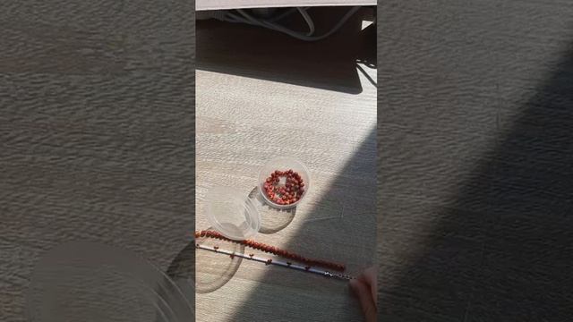 делаем браслетик из натурального камня