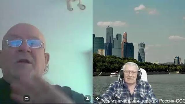 Профан(латинск.) - находящийся вне святого, несведущий человек, невежда...