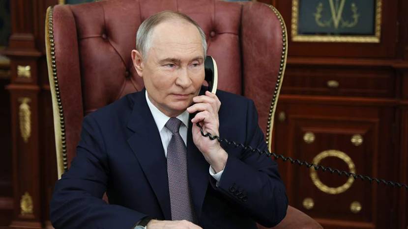 Политолог оценил факт телефонных контактов президентов России и США