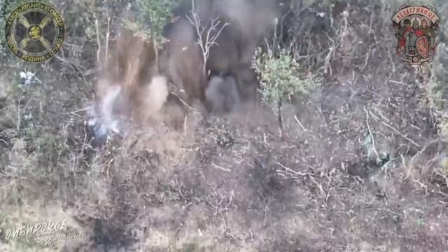 🪖Боец батальона «Атлант» бригады «Неудержимые» в одиночку уничтожил блиндаж 44 омбр ВСУ…❌