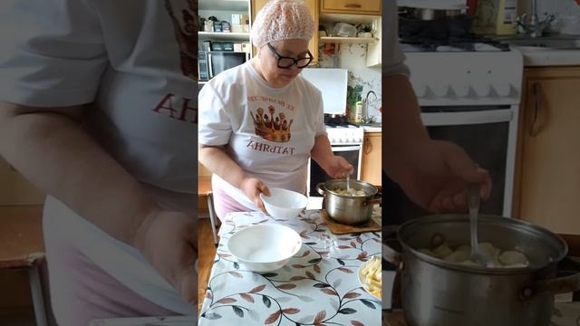 Голову пришлось все-таки помыть, поэтому не переключаетесь 😁