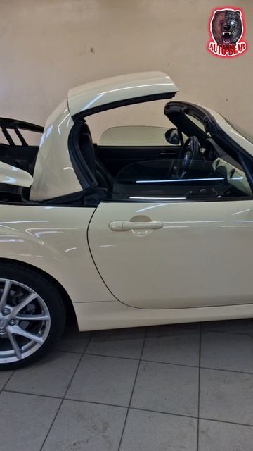 MAZDA MX-5 оклеили в цветной полиуретан