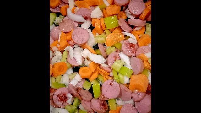 ВКУСНОЕ БЛЮДО ИЗ СОСИСОК К ЛЮБОМУ ГАРНИРУ