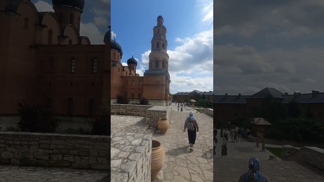 «Святые Кустики» — мужской монастырь