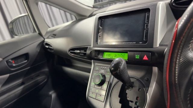 Toyota Wish 2011