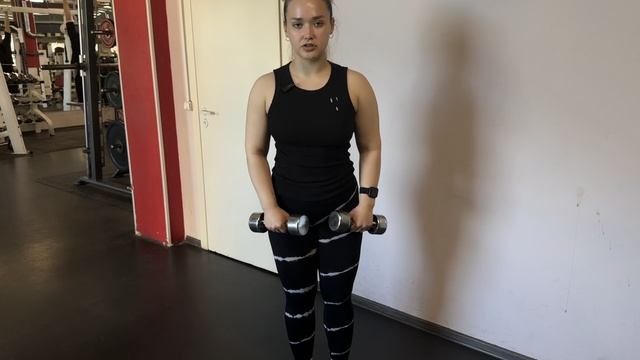 Махи на плечи