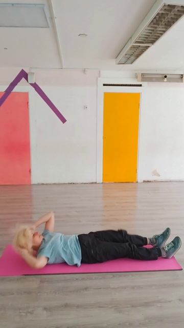 3 упражнения для пресса и талии