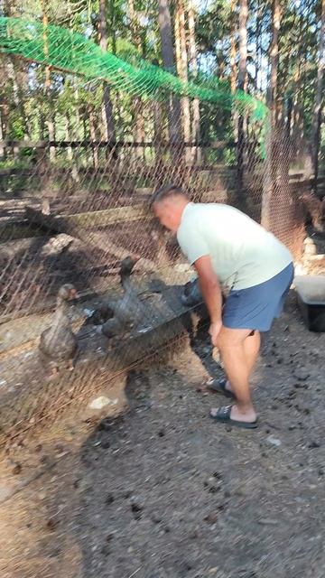 Прогулка по местному санаторию.