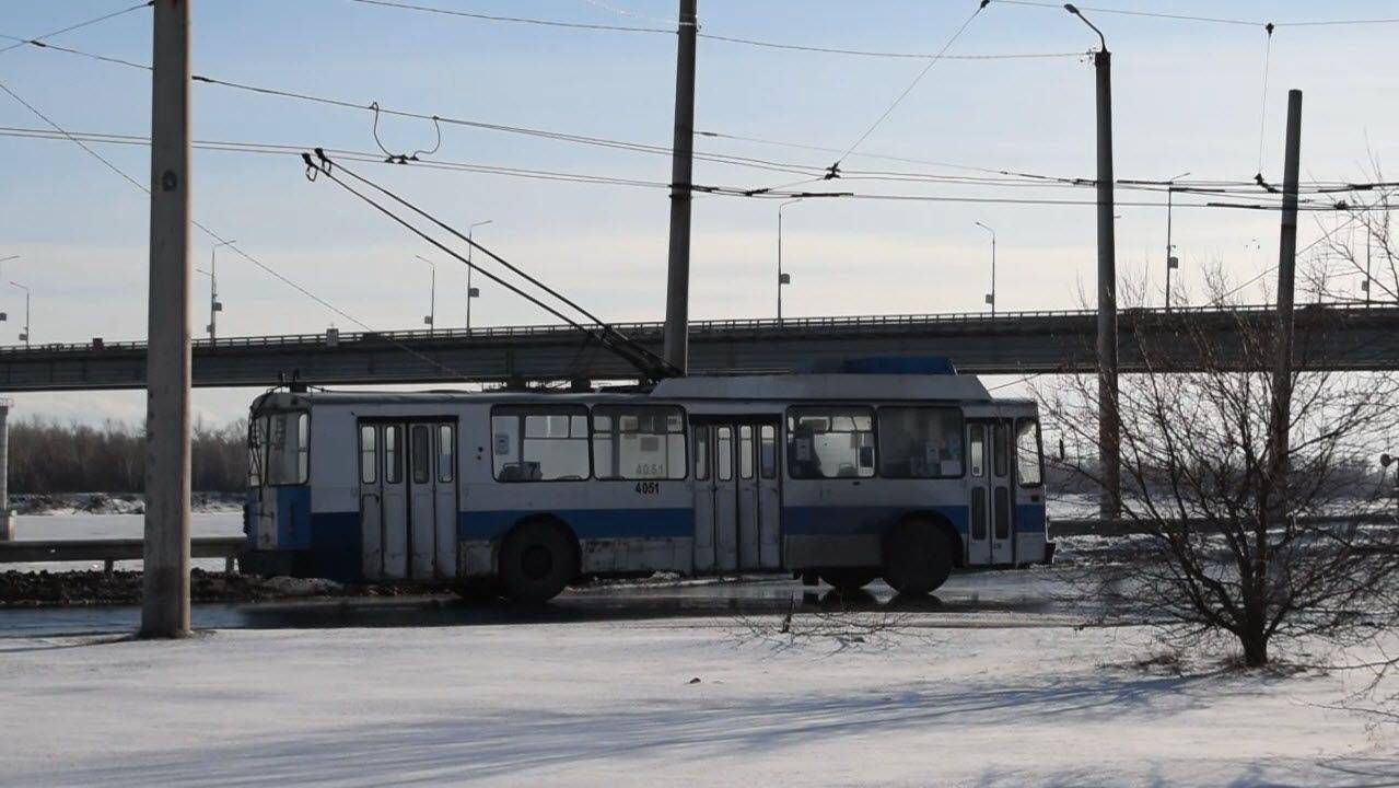 Троллейбус ЗиУ-682 КВР БТРМ-4051. Покатушки по Барнаулу.