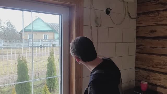 Восстанавливаю стенку. Исправил вторую ошибку...