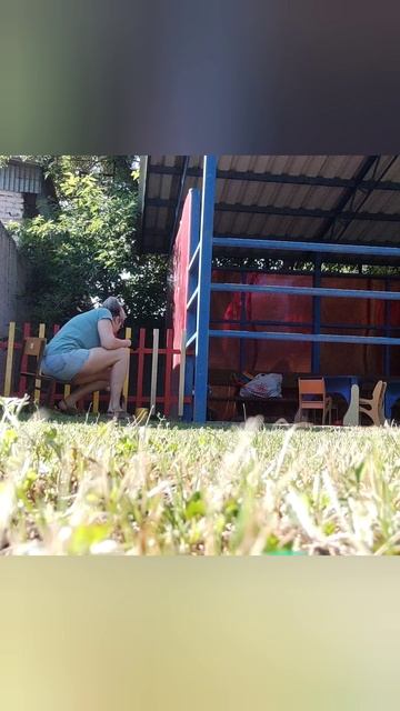 Красить пришлось весь день.  #кисть #краска