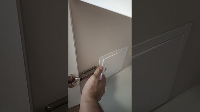 Сделали встроенный шкаф в потолок