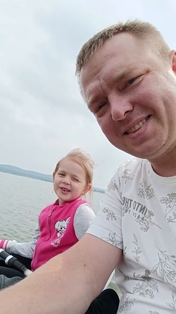 С дочкой на рыбалке 🎣😁👍