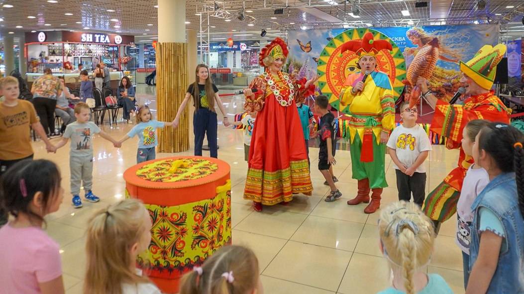 «Ханой-Москва» отметил Экватор лета душевными хороводами