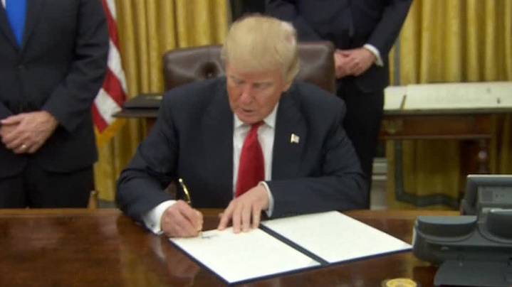 США вводят дополнительные пошлины для 14 стран