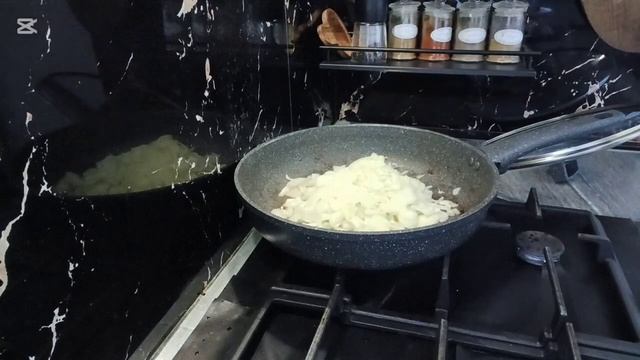 Жаркое по-домашнему! Простое ДОМАШНЕЕ БЛЮДО! Рецепт Жаркого! Очень Вкусный Ужин для всей семьи!