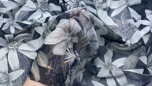 Сетка  чёрного цвета с принтом  серые цветы мозаика  32566