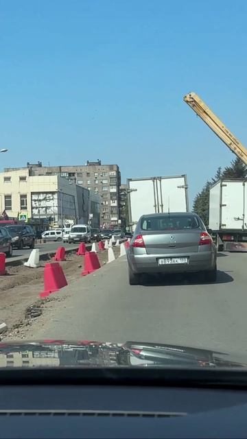 Реконструкция проспекта Металлургов в Енакиево идет полным ходом