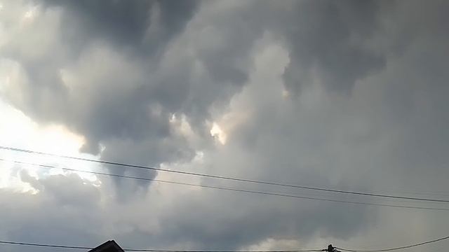 Звуки грозы в деревне Малые Жеребцы.
