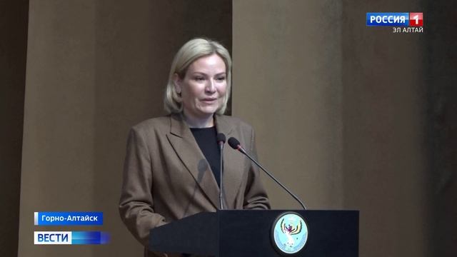 Награды и признание семьям-рекордсменам в День любви и верности