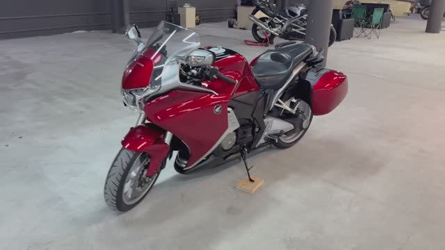 HONDA VFR1200FD 2010г. Из Германии.