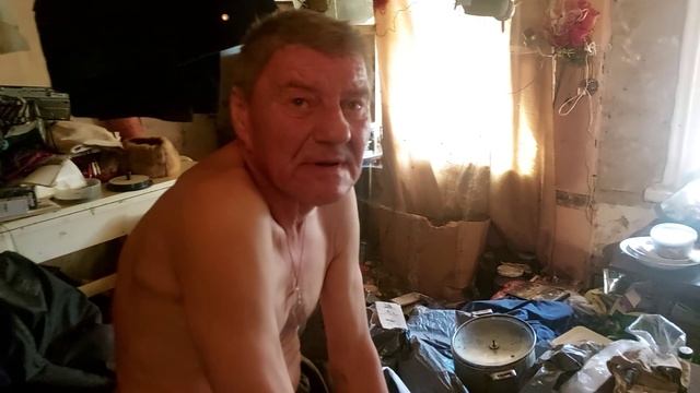 "От тюрьмы и от сумы не зарекайся".