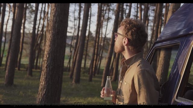Клип, созданный искусственной гравитацией - как это возможно - Track 06 -- Berbere Superstar -- The