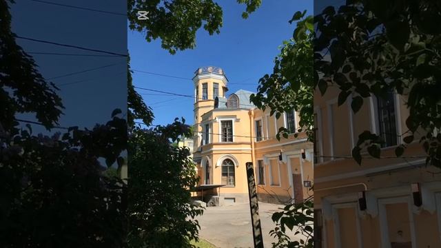Вокруг Ольгиного пруда в Петергофе.