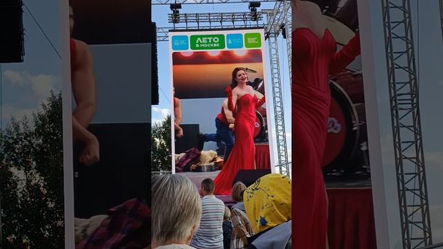 Мюзикл "Девчата" от театра на Плющихе, фрагмент , фестиваль в парке Царицыно