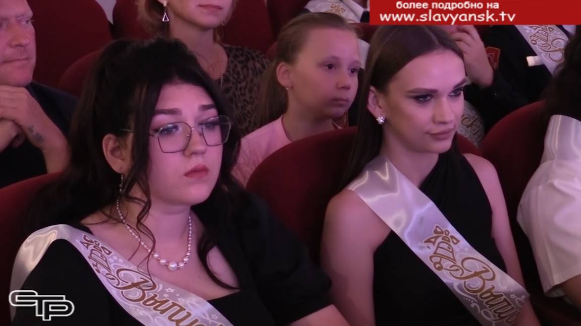 В добрый путь, выпускники
