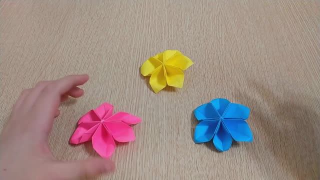 Как сделать Простые цветы из бумаги. Поделки оригами