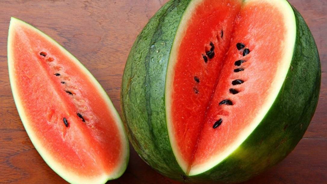 Жара. Арбуз.