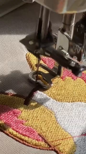 NIKE x DOG  #вышивка #вышивканаодежде #парные #embroidery