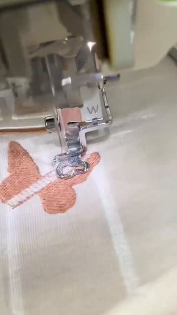 Нежнейшее худи в подарок для близкого человека #embroidery #вышивка #вышивканаодежде #парные