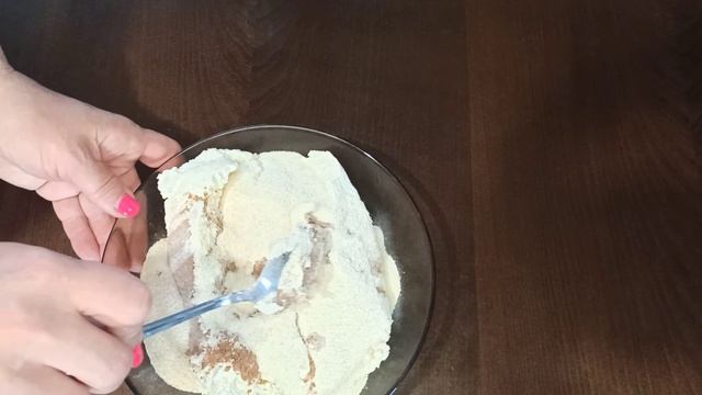 ШОКОЛАДНЫЕ СЫРНИКИ ЭТО ЧТО-ТО!!! НЕЖНЫЕ, МЯГКИЕ ПОДАЮ СО СМЕТАНКОЙ😋😋😋  ПОТРЯСАЮЩЕ ВКУСНО