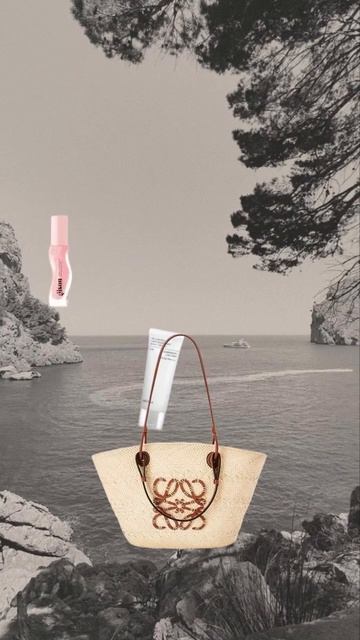 Собрали для вашей пляжной сумки все только самое важное! С заботой о вас 🩵