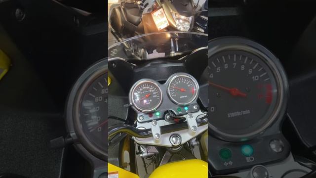 SUZUKI GS500FU 2004 г. Желтая