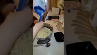 Яшка, Мышка и салат из крабовых палочек))))) #ШаШаШу #ЛадушкиОтЗлатушки #РебенокИнвалид