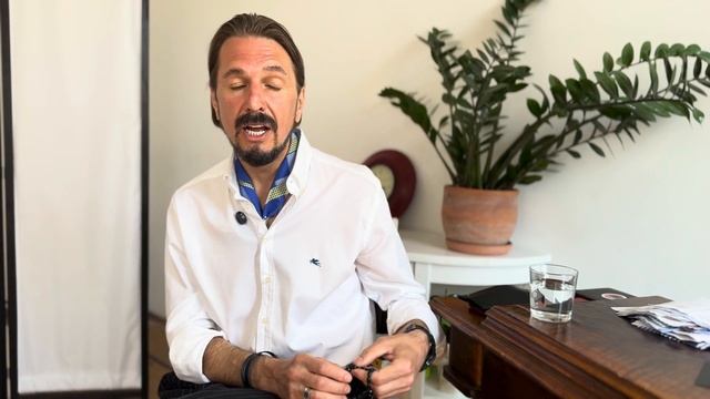 Какие аксессуары делают образ стильным, а какие – безвкусным?