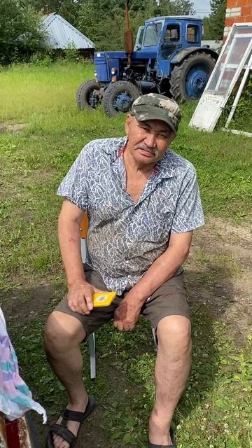 Шарафутдинов Равиль абый 1997 году снимал про нашу деревню Осинова