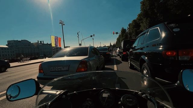 Москва +36 градусов Honda CBR 400 RR nc23