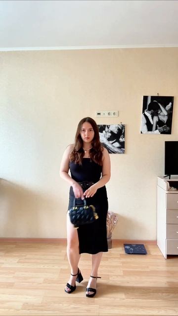 До конца! Умоляю, это очень смешно! 😂
Блог стилиста, подписывайся и выгляди стильно каждый день вм