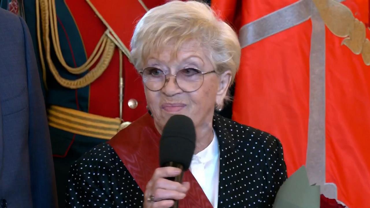 Беглов вручил Фрейндлих орден "За заслуги перед Отечеством"