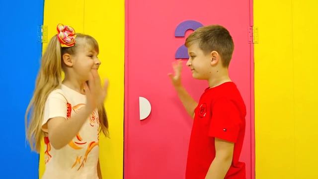 ДИАНА И РОМА - Цифры Челленджер с Дианой, Ромой и Оливером Numbers Challenge