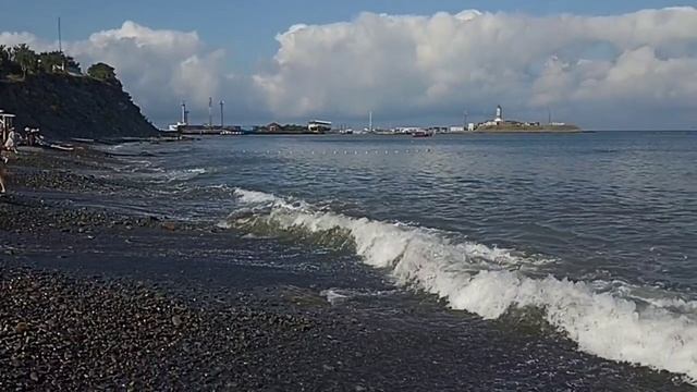 Обзор пляжа Большой Утриш 11 июля 2025 года. Автор Иван-историк.