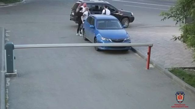 В Красноярске таксиста ограничили в свободе за угрозу убийством пассажира