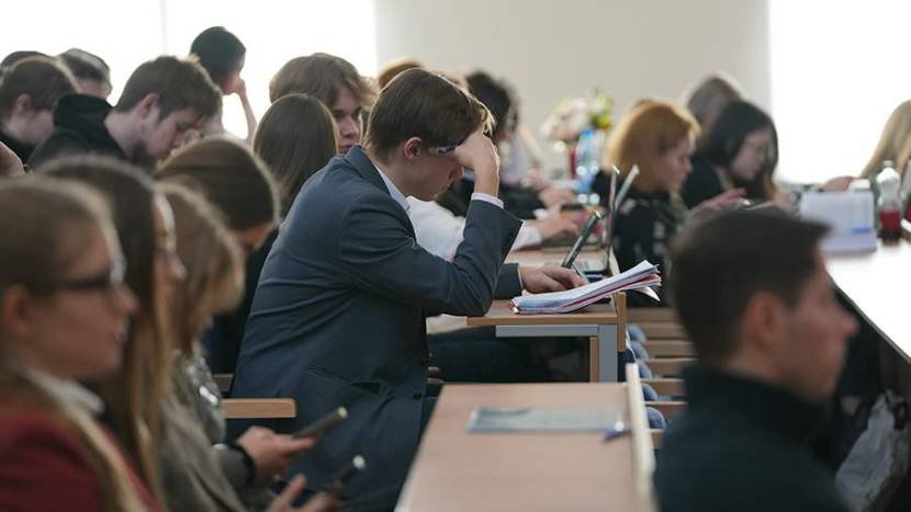 В России будут выделять отдельные бюджетные места для обучения филологов