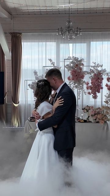 Так выглядит красивая, нежная любовь 💍❤️ #свадьба #свадьбауводы #любовь
