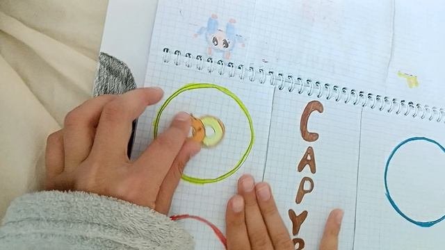 распаковка бумажных сюрпризов